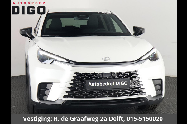Lexus LBX 1.5 Business Line 2WD | Dodehoek detectie | Stuur- & Stoelverwarming | Navigatie | Parkeersensoren