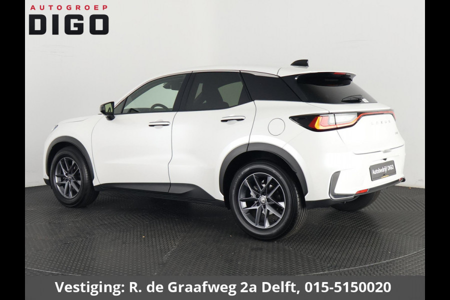 Lexus LBX 1.5 Business Line 2WD | Dodehoek detectie | Stuur- & Stoelverwarming | Navigatie | Parkeersensoren