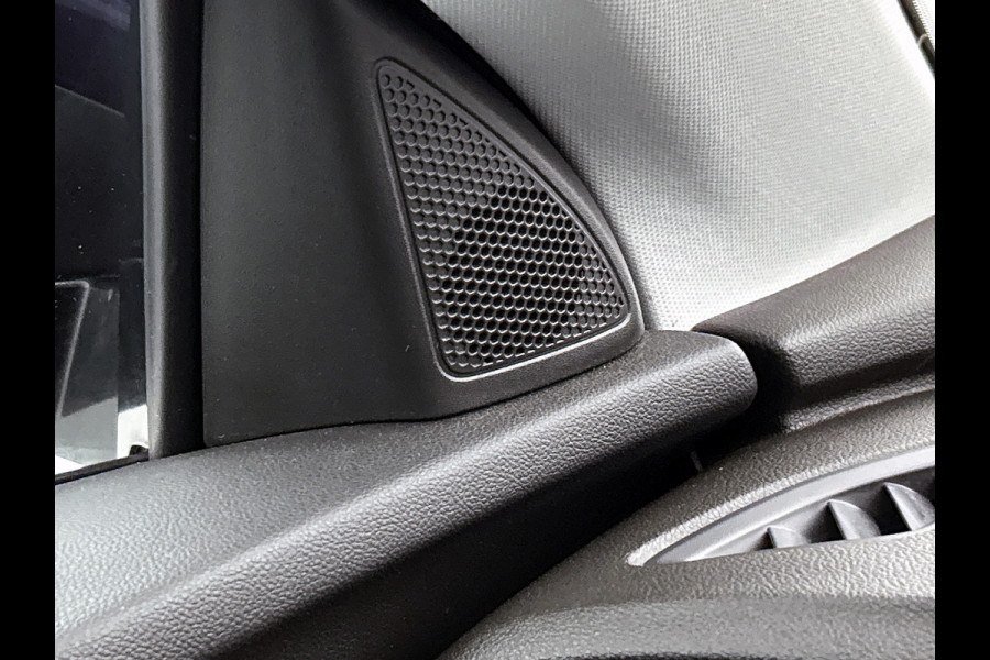 Opel Grandland X 1.2 Turbo Innovation / Airco / Navi / Cruise-ctr. / Apple Car Play - Android / Privacy Glass / Apk 09-2027