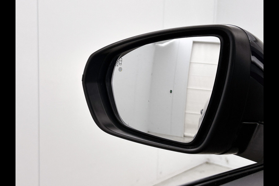 Opel Grandland X 1.2 Turbo Innovation / Airco / Navi / Cruise-ctr. / Apple Car Play - Android / Privacy Glass / Apk 09-2027