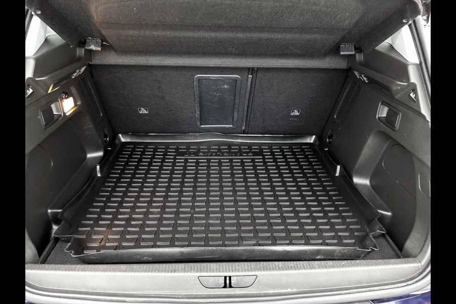 Opel Grandland X 1.2 Turbo Innovation / Airco / Navi / Cruise-ctr. / Apple Car Play - Android / Privacy Glass / Apk 09-2027