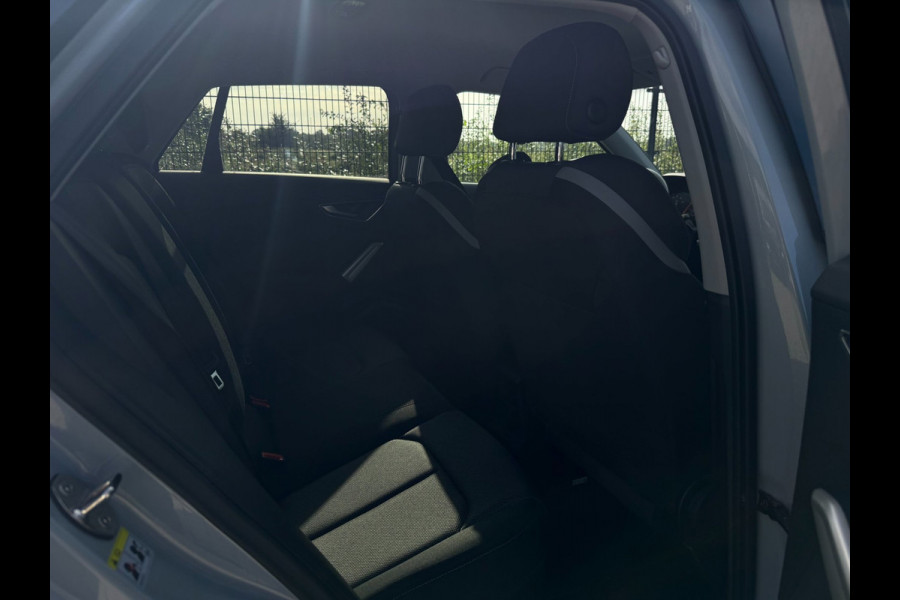 Audi Q2 35 TFSI Advanced edition | PDC | Carplay | NAVI | Bluetooth |