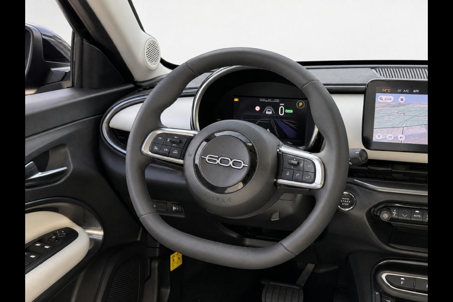 Fiat 600E La Prima 54 kWh | Lederen bekleding | Elektrische achterklep | Prijs is rijklaar