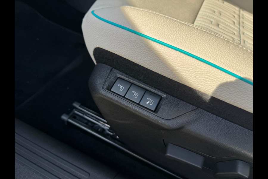 Fiat 600E La Prima 54 kWh | Lederen bekleding | Elektrische achterklep | Prijs is rijklaar
