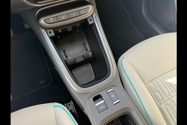 Fiat 600E La Prima 54 kWh | Lederen bekleding | Elektrische achterklep | Prijs is rijklaar