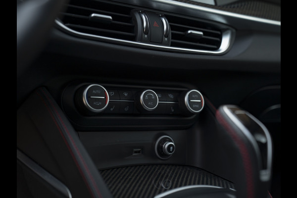 Alfa Romeo Stelvio 2.9 V6 AWD Quadrifoglio | Pano-dak | Harman/Kardon