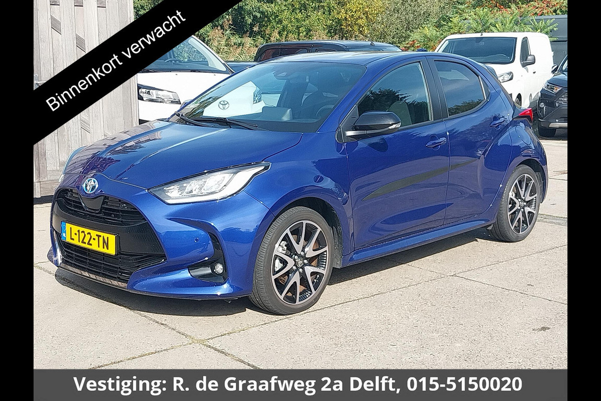 Toyota Yaris 1.5 Hybrid Executive | Navigatie | Stoelverwarming | Half Leder | Privacy Glas |