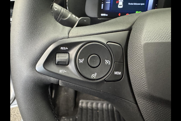 Opel Corsa 1.2 Turbo Hybrid GS Navigatie Apple Carplay/Android Auto Camera Parkeersensoren Cruise Control Dodehoek assistent Airco Lichtmetalen velgen Virtual Cockpit Getinte ramen