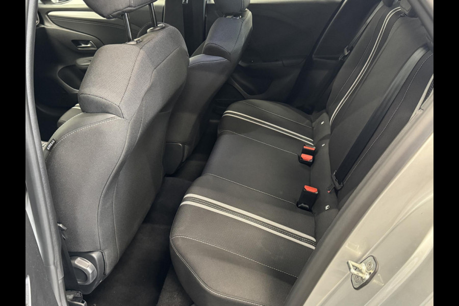 Opel Corsa 1.2 Turbo Hybrid GS Navigatie Apple Carplay/Android Auto Camera Parkeersensoren Cruise Control Dodehoek assistent Airco Lichtmetalen velgen Virtual Cockpit Getinte ramen
