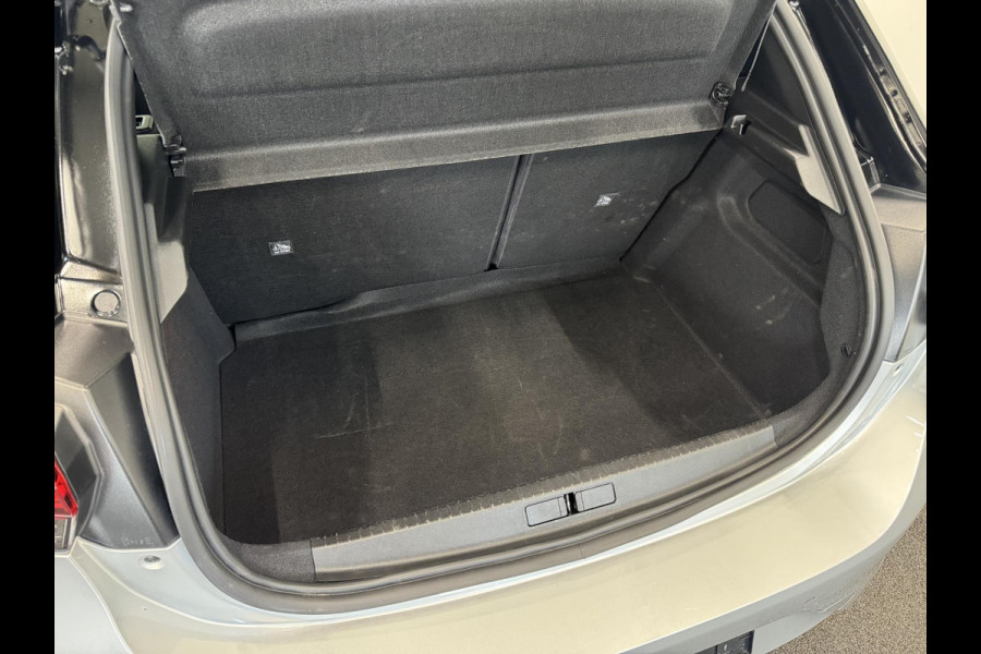 Opel Corsa 1.2 Turbo Hybrid GS Navigatie Apple Carplay/Android Auto Camera Parkeersensoren Cruise Control Dodehoek assistent Airco Lichtmetalen velgen Virtual Cockpit Getinte ramen