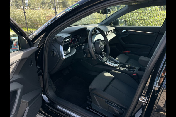 Audi A3 Sportback 30 TFSI Advanced edition | Camera | PDC | Carplay | Navi | Cruise Control |