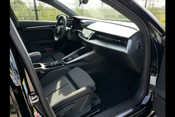 Audi A3 Sportback 30 TFSI Advanced edition | Camera | PDC | Carplay | Navi | Cruise Control |