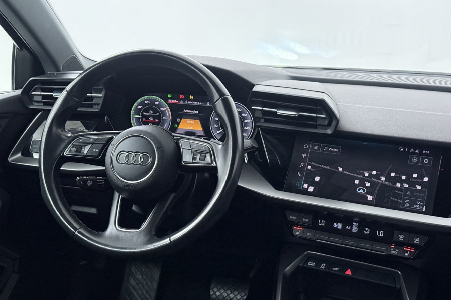 Audi A3 Sportback 40 TFSI e Edition (TREKHAAK, STOELVERWARMING, CAMERA, DIGITALE COCKPIT)
