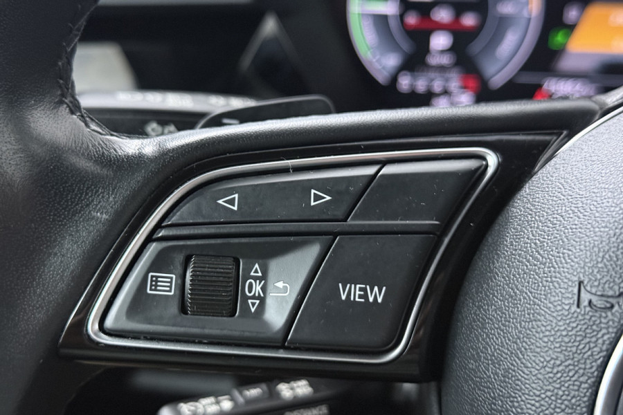 Audi A3 Sportback 40 TFSI e Edition (TREKHAAK, STOELVERWARMING, CAMERA, DIGITALE COCKPIT)
