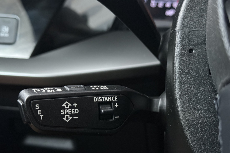 Audi A3 Sportback 40 TFSI e Edition (TREKHAAK, STOELVERWARMING, CAMERA, DIGITALE COCKPIT)