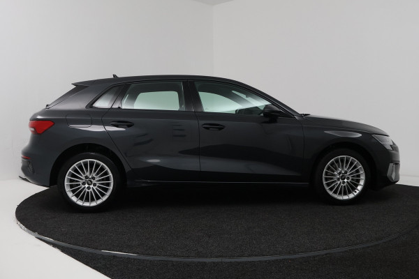 Audi A3 Sportback 40 TFSI e Edition (TREKHAAK, STOELVERWARMING, CAMERA, DIGITALE COCKPIT)