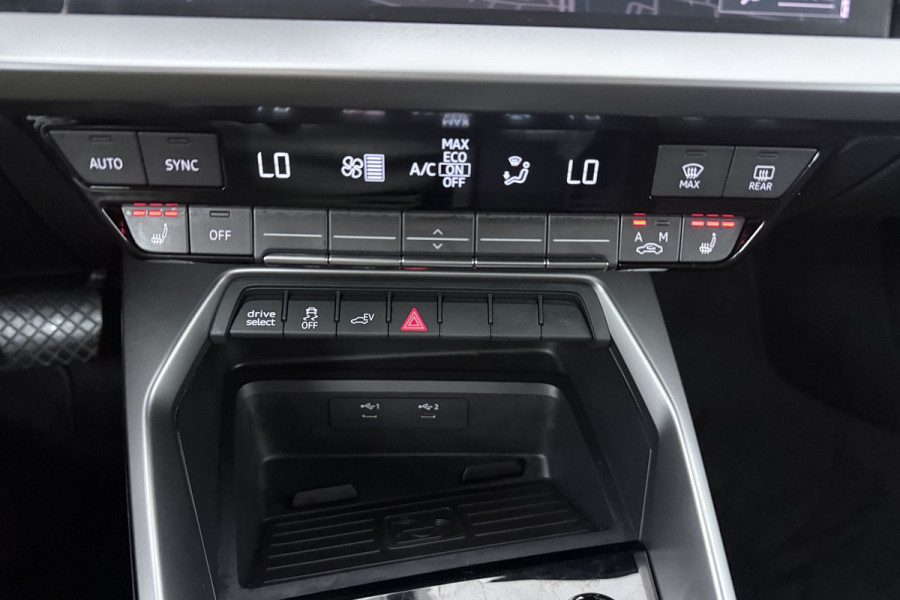 Audi A3 Sportback 40 TFSI e Edition (TREKHAAK, STOELVERWARMING, CAMERA, DIGITALE COCKPIT)