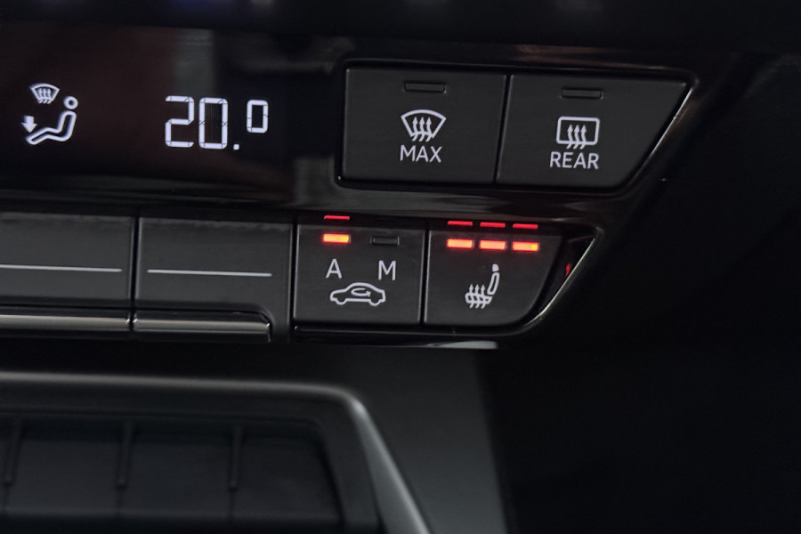 Audi A3 Sportback 40 TFSI e Edition (TREKHAAK, STOELVERWARMING, CAMERA, DIGITALE COCKPIT)