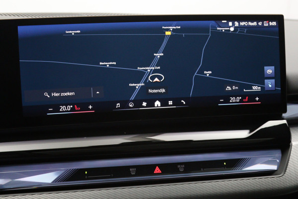 BMW i5 Touring eDrive40 M Sport Edition 84 kWh 340 PK, SOH 97 %, Panoramadak, Trekhaak, 360 Camera, H/K Sound,