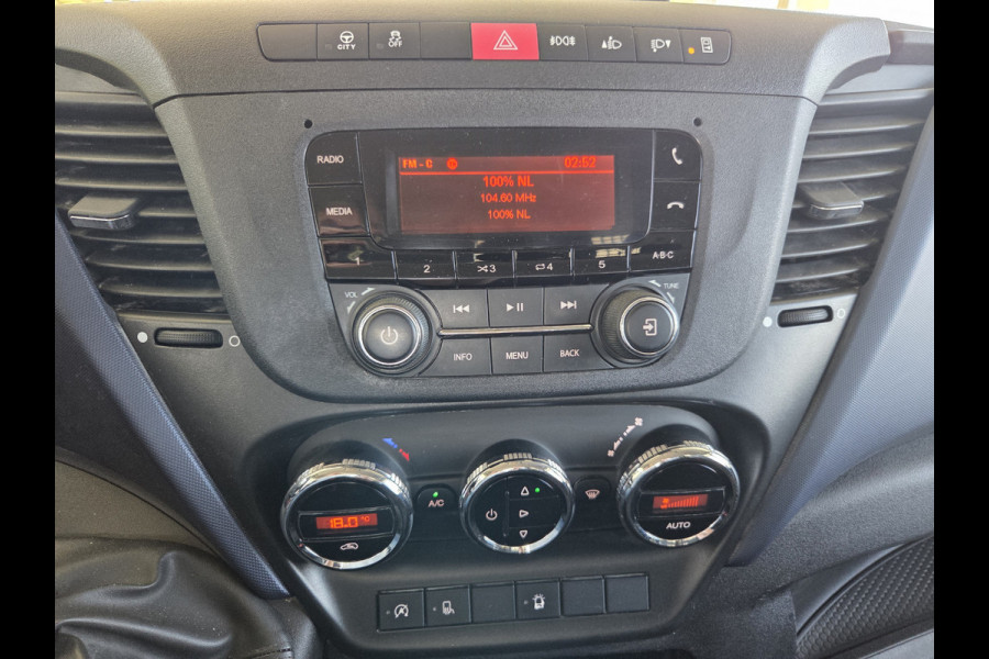 Iveco Daily 35S14 Pick-Up / Open Laadbak 4.39 lang Airco Cruisecontrol Trekhaak 3500 Kg