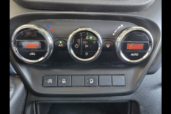 Iveco Daily 35S14 Pick-Up / Open Laadbak 4.39 lang Airco Cruisecontrol Trekhaak 3500 Kg