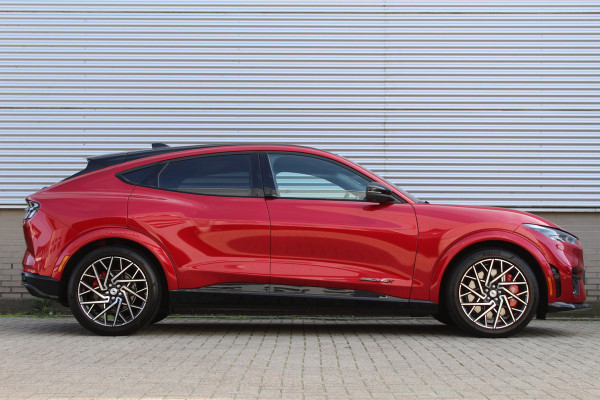 Ford Mustang Mach-E GT Extended AWD 91 kWh | Adaptieve cruise | B&O | 360 camera | Panoramadak | Winterpack