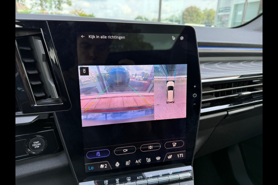Renault Austral 1.2 E-Tech full hybrid 200 iconic - Automaat - Glasdak - Winterpakket - Navi - 360 Camera