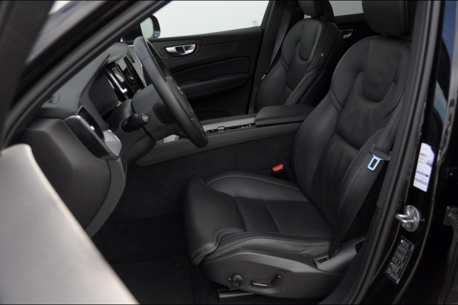 Volvo XC60 T6 350pk Automaat Plug-in AWD Ultra Black Edition Luchtvering/ Bowers & Wilkins/ Leder dashboard/ Adaptive cruise control/ Google infotainment/ 360Camera/ Keyless entry/