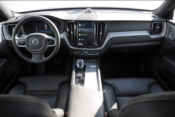 Volvo XC60 T6 350pk Automaat Plug-in AWD Ultra Black Edition Luchtvering/ Bowers & Wilkins/ Leder dashboard/ Adaptive cruise control/ Google infotainment/ 360Camera/ Keyless entry/