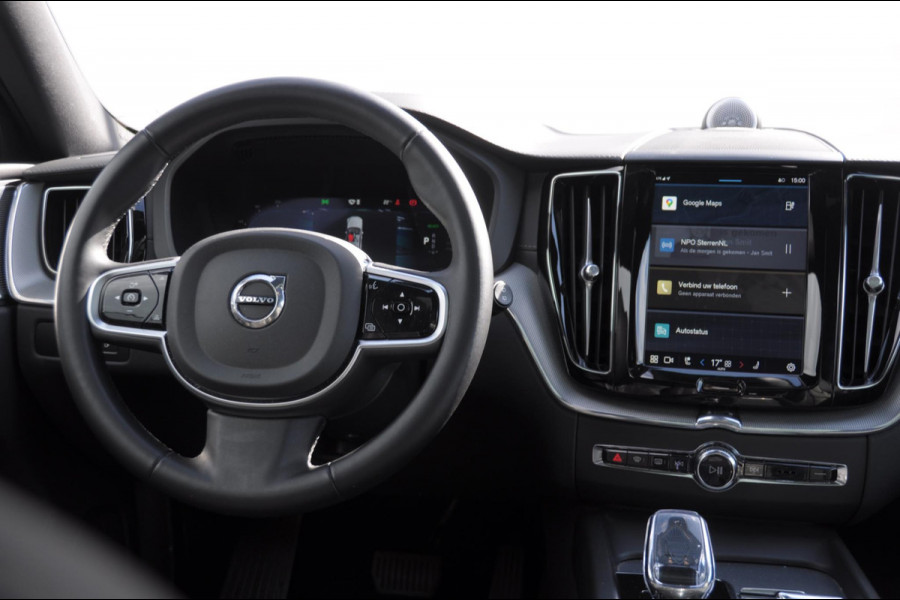 Volvo XC60 T6 350pk Automaat Plug-in AWD Ultra Black Edition Luchtvering/ Bowers & Wilkins/ Leder dashboard/ Adaptive cruise control/ Google infotainment/ 360Camera/ Keyless entry/