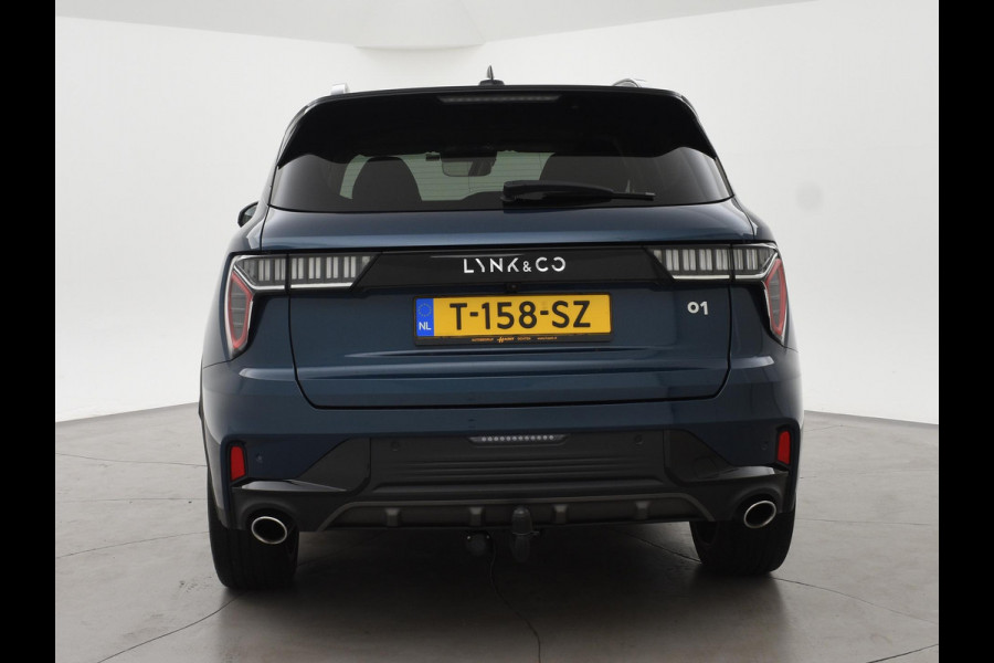 Lynk & Co 01 1.5 PLUG-IN 261 PK BLACK PACK + TREKHAAK | 360 CAMERA | PANORAMA | 20 INCH ZWARTE VELGEN