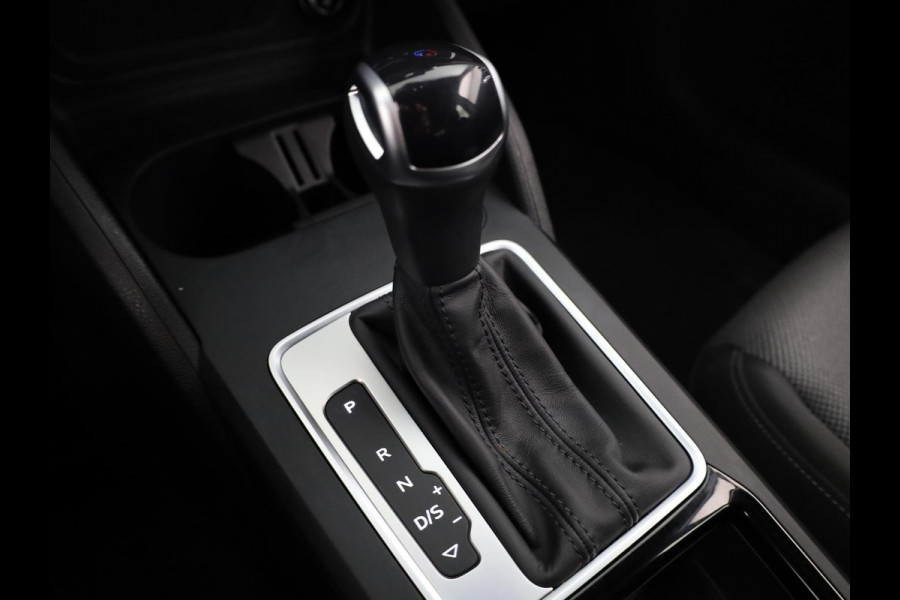 Audi Q2 35 TFSI Advanced edition 150pk | Adaptieve cruise controle | Parkeercamera | 17 inch  Lichtmetalen velgen | Verlengde garantie
