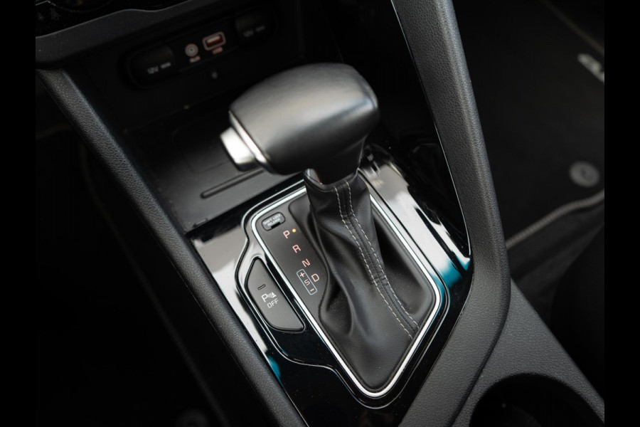 Kia Niro 1.6 GDi Hybrid ExecutiveLine Dealeronderhouden | Trekhaak | Stoelverwarming + koeling| JBL| LED | Elektrische stoel + geheugen