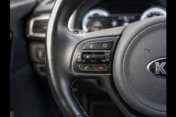 Kia Niro 1.6 GDi Hybrid ExecutiveLine Dealeronderhouden | Trekhaak | Stoelverwarming + koeling| JBL| LED | Elektrische stoel + geheugen