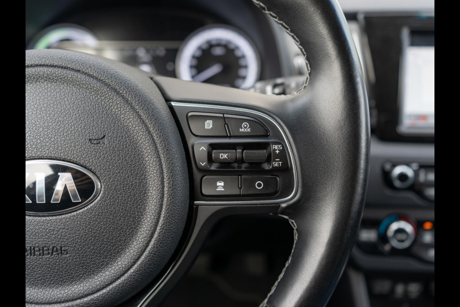 Kia Niro 1.6 GDi Hybrid ExecutiveLine Dealeronderhouden | Trekhaak | Stoelverwarming + koeling| JBL| LED | Elektrische stoel + geheugen
