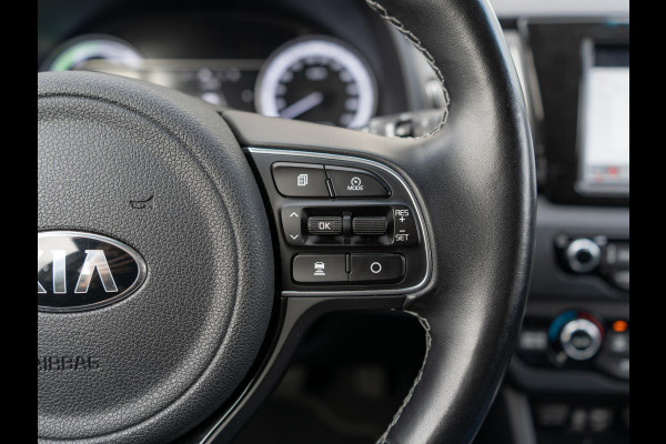 Kia Niro 1.6 GDi Hybrid ExecutiveLine Dealeronderhouden | Trekhaak | Stoelverwarming + koeling| JBL| LED | Elektrische stoel + geheugen