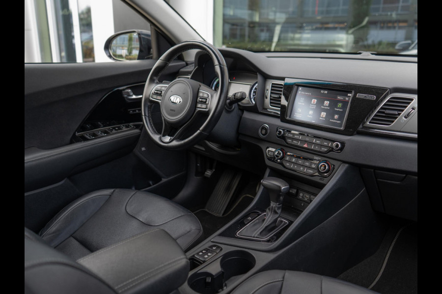 Kia Niro 1.6 GDi Hybrid ExecutiveLine Dealeronderhouden | Trekhaak | Stoelverwarming + koeling| JBL| LED | Elektrische stoel + geheugen