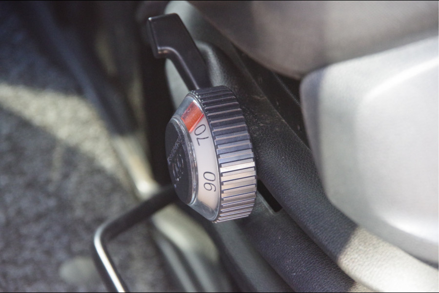 Mercedes-Benz Sprinter 317 1.9 CDI L2H2 3-ZITS, AUT. LED, 360 CAMERA, MBUX 10'', ADAPT. CRUISE, GEVEERDE STOEL, STANDKACHEL