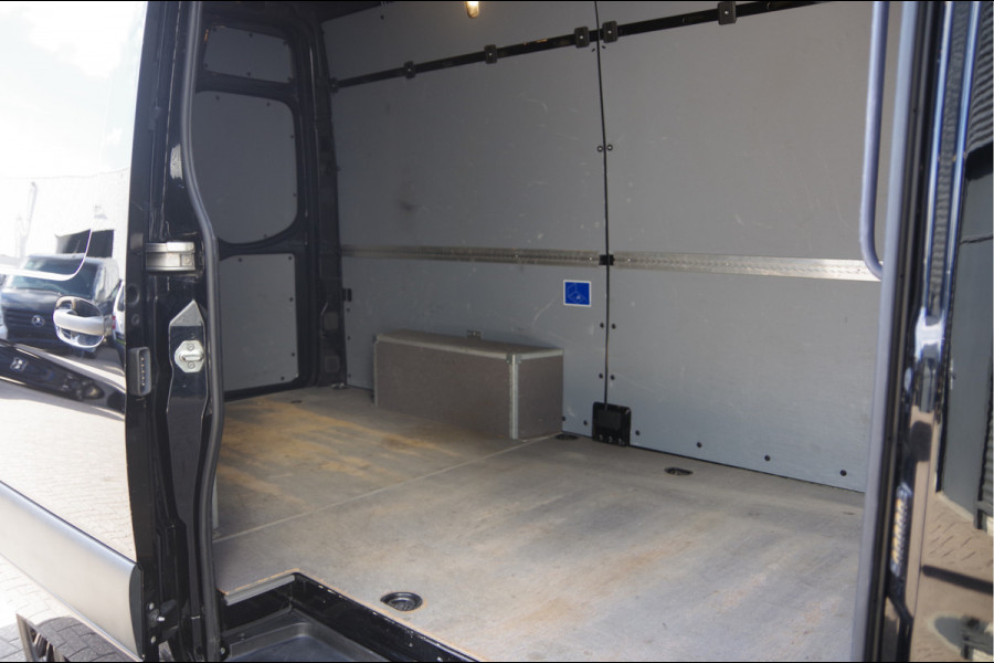 Mercedes-Benz Sprinter 317 1.9 CDI L2H2 3-ZITS, AUT. LED, 360 CAMERA, MBUX 10'', ADAPT. CRUISE, GEVEERDE STOEL, STANDKACHEL