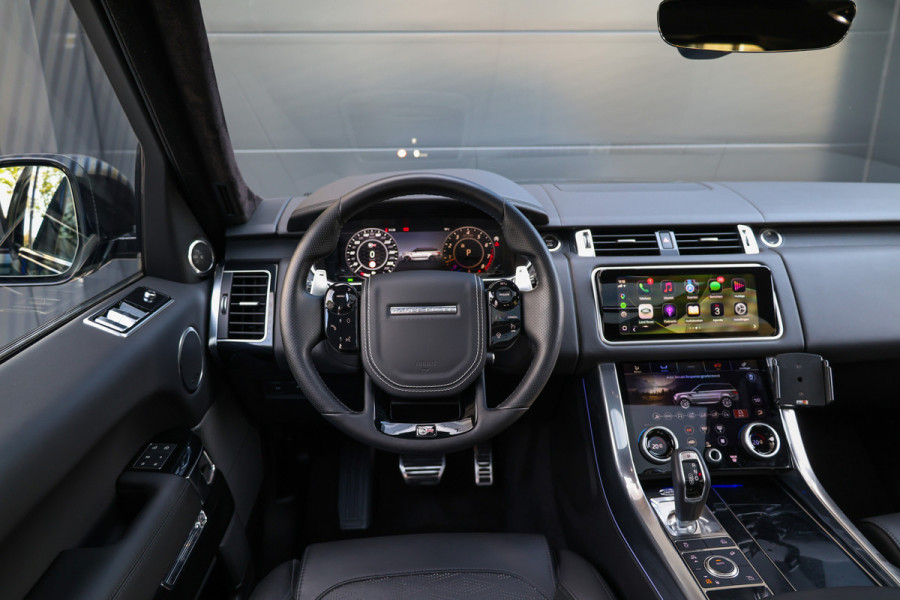 Land Rover Range Rover Sport P575 SVR | UNIEK! | SVO RACING GREEN | 24'' VOSSEN | 4X STOELVERKOELING | DEALER ONDH | HUD | ELEK TREKHAAK |