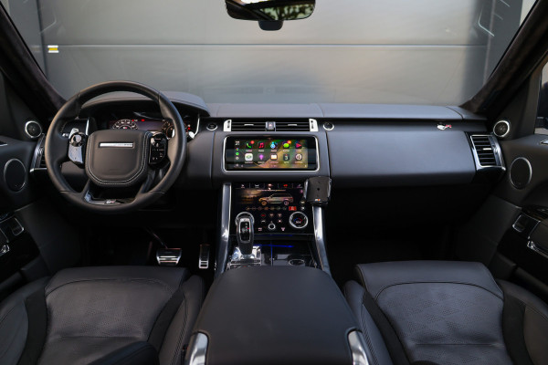 Land Rover Range Rover Sport P575 SVR | UNIEK! | SVO RACING GREEN | 24'' VOSSEN | 4X STOELVERKOELING | DEALER ONDH | HUD | ELEK TREKHAAK |