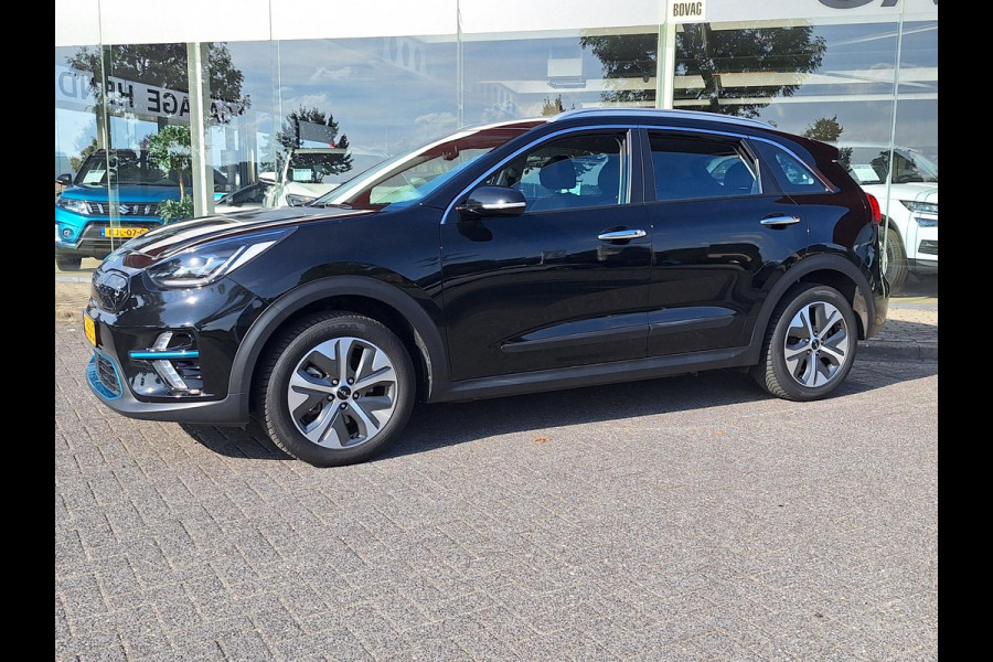 Kia e-Niro ComfortLine 64 kWh | SOH: 97,1% | Warmtepomp | 3 Fase | Climate | Stoelverwarming | Adaprtive CC | Camera |