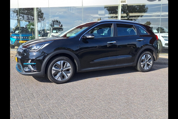 Kia e-Niro ComfortLine 64 kWh | SOH: 97,1% | Warmtepomp | 3 Fase | Climate | Stoelverwarming | Adaprtive CC | Camera |