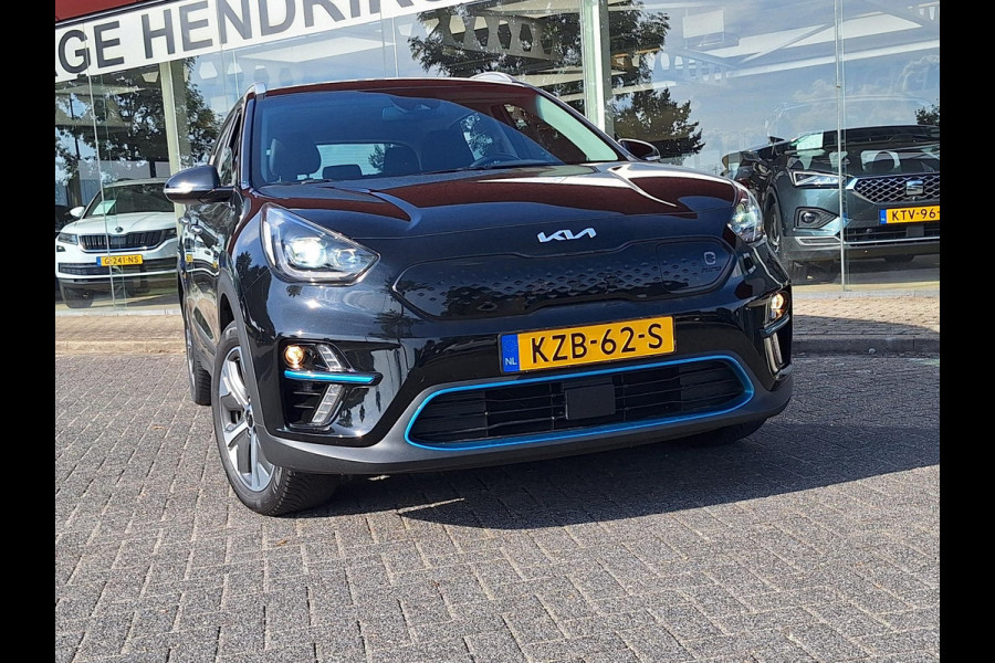 Kia e-Niro ComfortLine 64 kWh | SOH: 97,1% | Warmtepomp | 3 Fase | Climate | Stoelverwarming | Adaprtive CC | Camera |