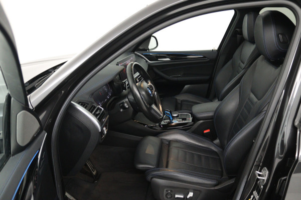 BMW iX3 High Executive 80 kWh (SOH 98%, PANORAMADAK, TREKHAAK, CRUISE CONTROL ADAPTIEF, CAMERA, STOELVERWARMING)