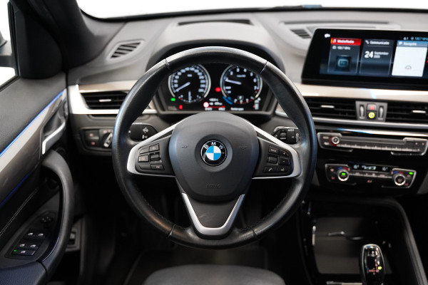 BMW X1 sDrive20i Executive Edition Cruise/Climate Head- UP NAP Trekhaak!