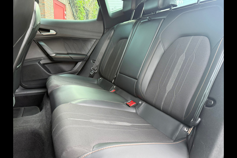 CUPRA Formentor 1.4 e-Hybrid Performance - Automaat - Pano/Schuifdak - Navi - Virt. cockpit