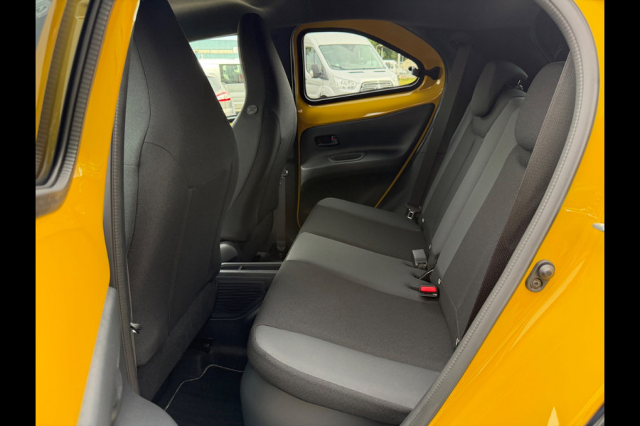 Toyota Aygo X Hybrid 115 GR Sport, Nieuw en direct leverbaar!