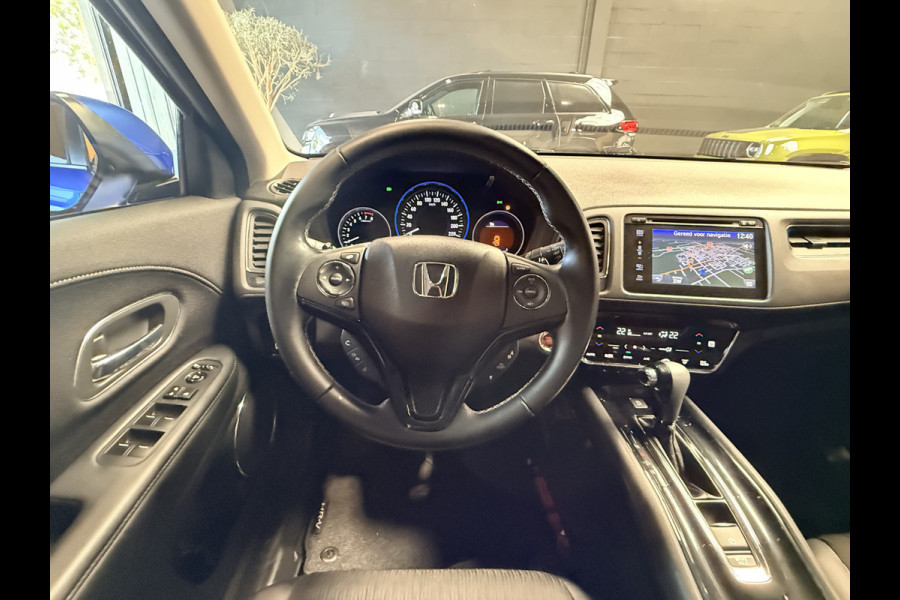 Honda HR-V 1.5 i-VTEC Executive Automaat. Pano. Camera. Nav. Trekhaak. Van eerste eigenaar met NAP.