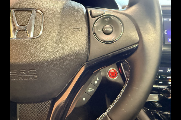 Honda HR-V 1.5 i-VTEC Executive Automaat. Pano. Camera. Nav. Trekhaak. Van eerste eigenaar met NAP.